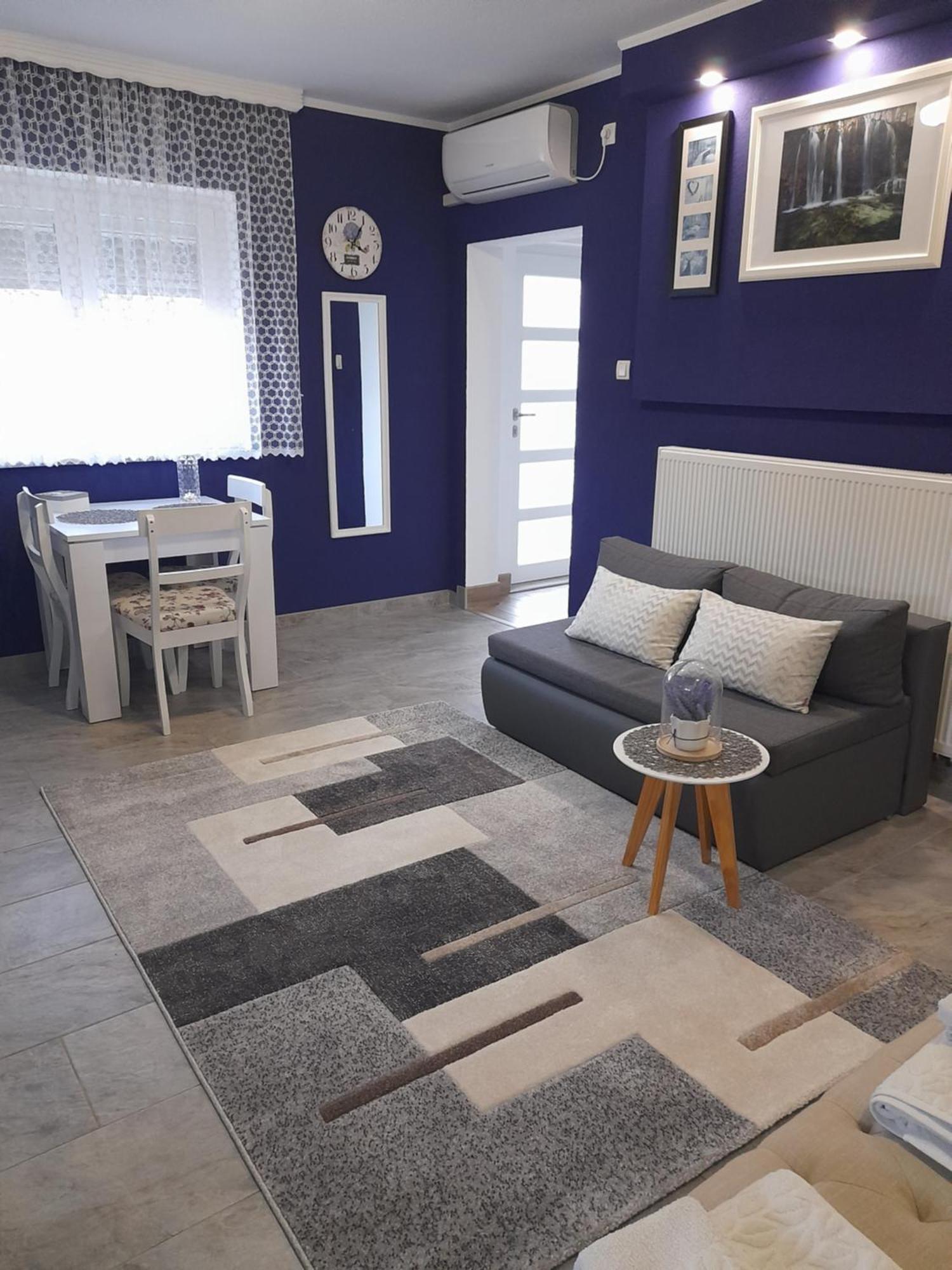 Studio Apartman Marta 科雷尼察 外观 照片