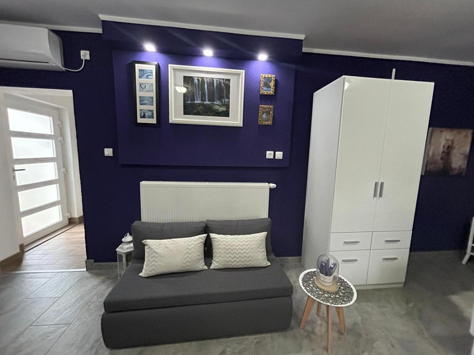 Studio Apartman Marta 科雷尼察 外观 照片